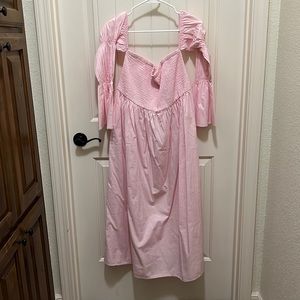NWT Pink Puff Sleeve Dress